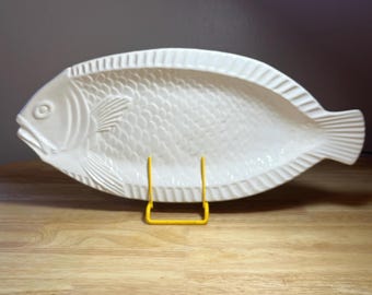 Plato grande de pescado blanco de cerámica McCoy vintage de los años 70