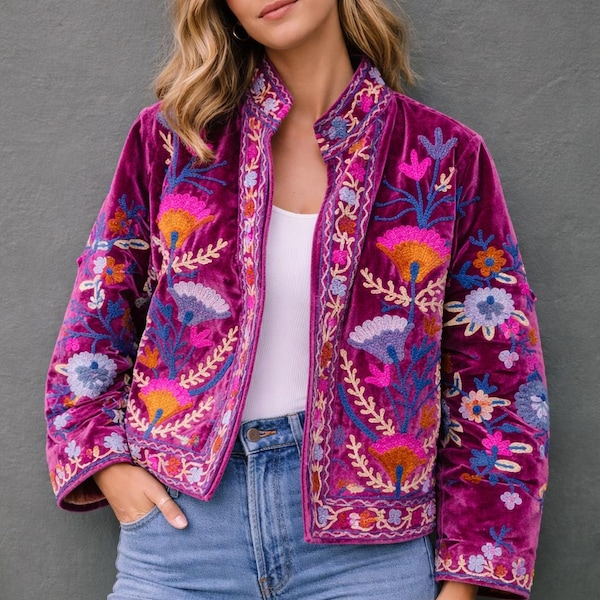 Jaqueta de veludo bordada à mão em estilo boêmio | Roupa de inverno étnica floral para mulheres
