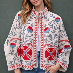 Handgjord blommig sammetskavaj för kvinnor | Boho Chic Kashmiri Broderad Vinterkappa Handbroderad sammetskavaj