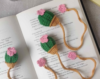 Crochet Pattern: Cactus Bookmark, Reading Tracker, Book Lover Gift, Crochet Page Holder, Pink Flower Charm / PDF Digital Download