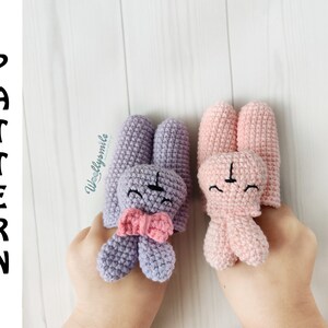 Crochet Two Finger Puppets Bunny Pattern  / PDF Digital Download