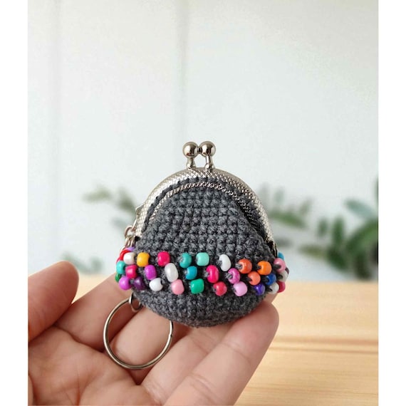 Crochet Coin Purse Keychain Pattern: Beaded Cash Bag Charm, Wedding Fashion (Instant Download)