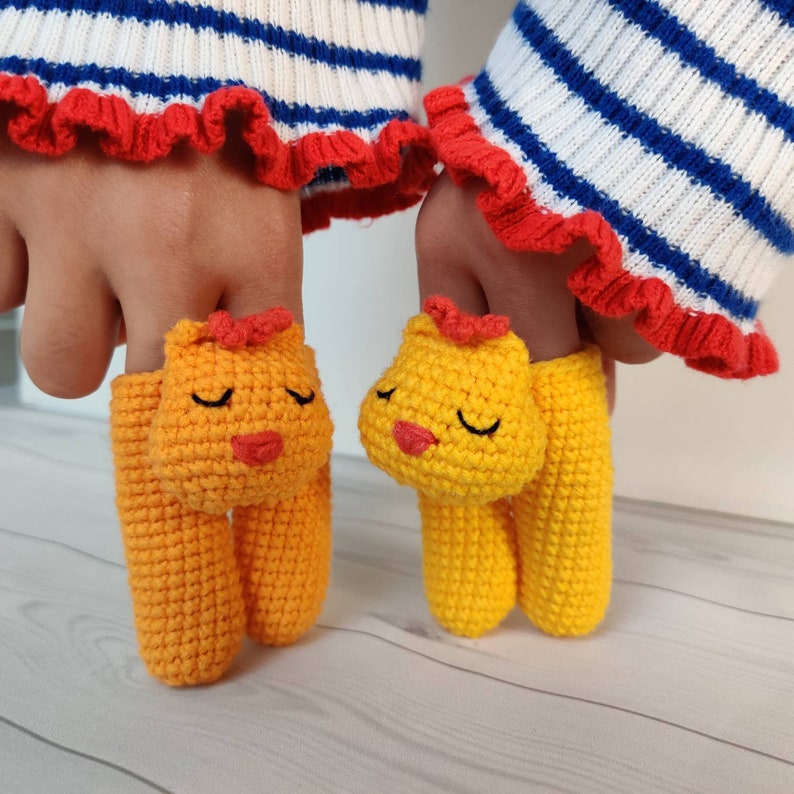 Crochet Pattern Tutorials Two Finger Puppets Chick Etsy UK