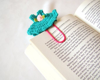 Crochet dress bookmark office gift ideas crochet heart small gift ideas small birthday gift ideas teacher gift ideas paper clip green gift