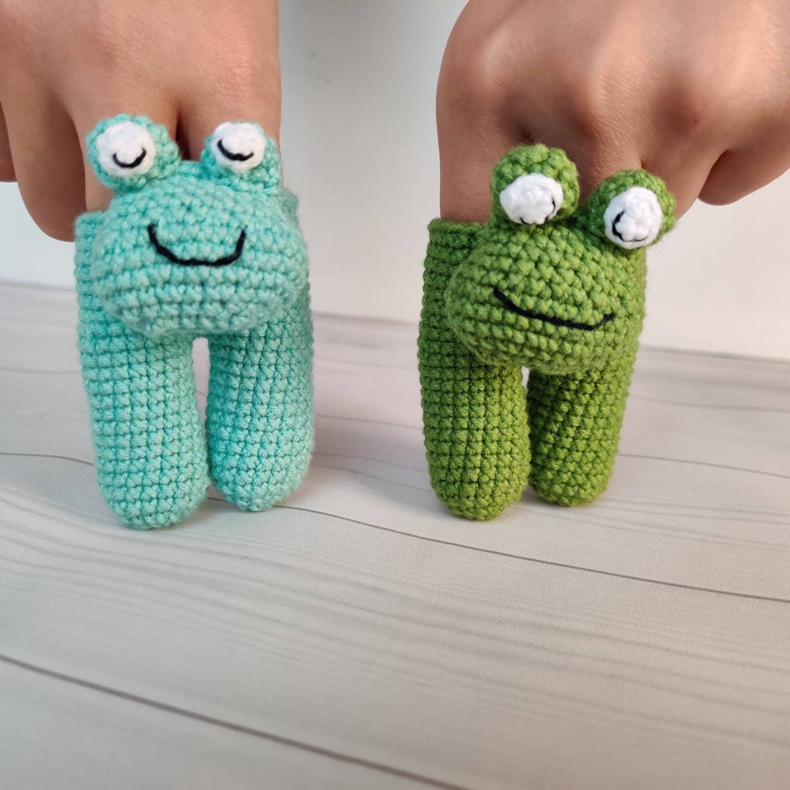 Crochet Pattern Tutorials Two Finger Puppets Frog Etsy