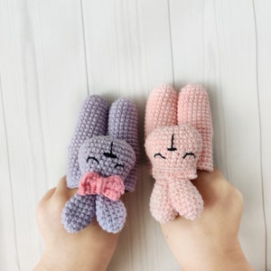 Crochet Pattern: Two Finger Puppets - Bunny / PDF Digital Download