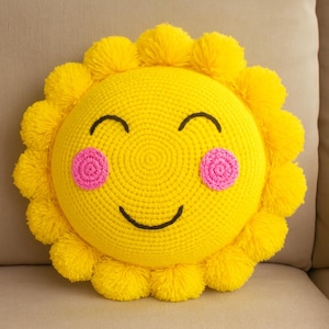 Handmade Crochet Sun Pillow – 40 cm Pom-Pom Stuffed Cushion, Amigurumi Decorative Pillow, Nursery & Kids Room Decor, Unique Handmade Gift
