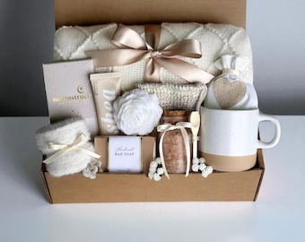 Cozy Gift Box: Blanket, Mug, Socks & Treats - Hug In A Box