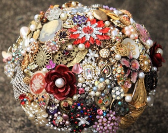 Brooch Bouquet, Broach Bouquet, Vintage Jewelry Wedding Bouquet, Silver Gold Bouquet, Jewelry Bouquet, Bling Bouquet