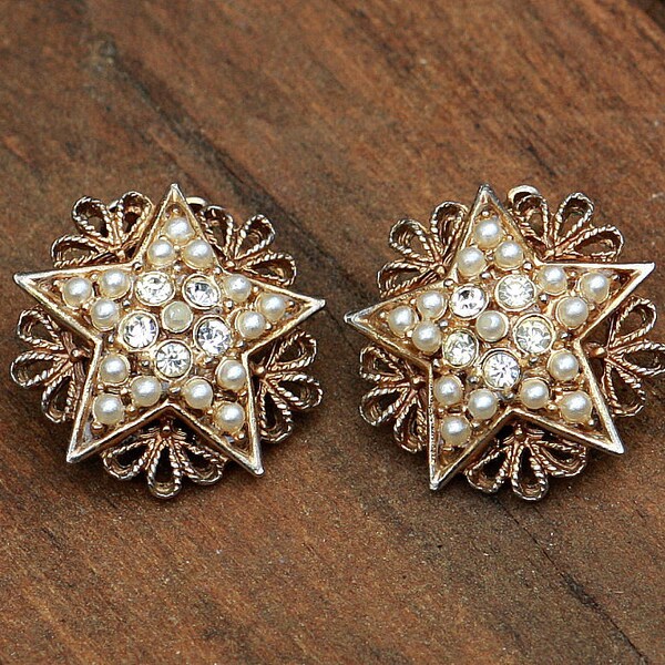 Vintage Gold Star Earrings