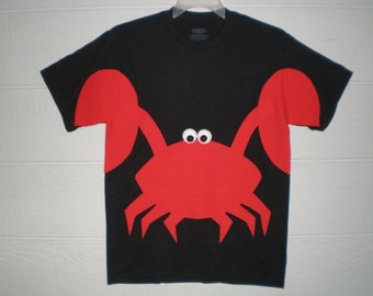 Crab T-shirt, beachwear, adult size tshirt, crabby shirt, fun shirt, short sleeve tee, summer shirt, summer clothing, kawaii shirt