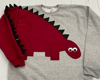 CLEARANCE Youth dinosaur shirt with burgundy dinosaur with black spikes. Size youth xxlarge FREE US Shipping