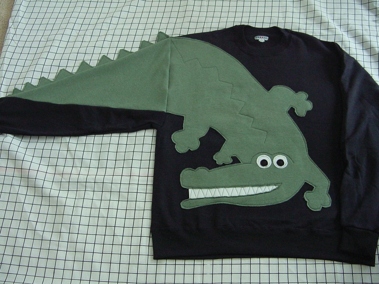 Alligator Sweatshirt , Gator Sweatshirt, Crocodile Sweatshirt