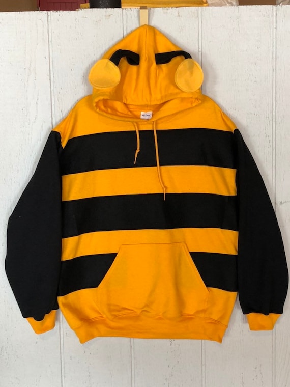Black hoodie cheap with yellow