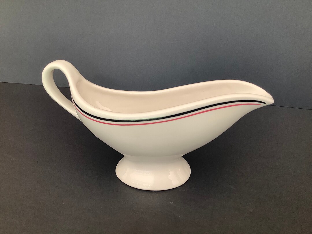 Buffalo China 1950s Restaurant Ware 8oz Gravy Boat With Black Etsy