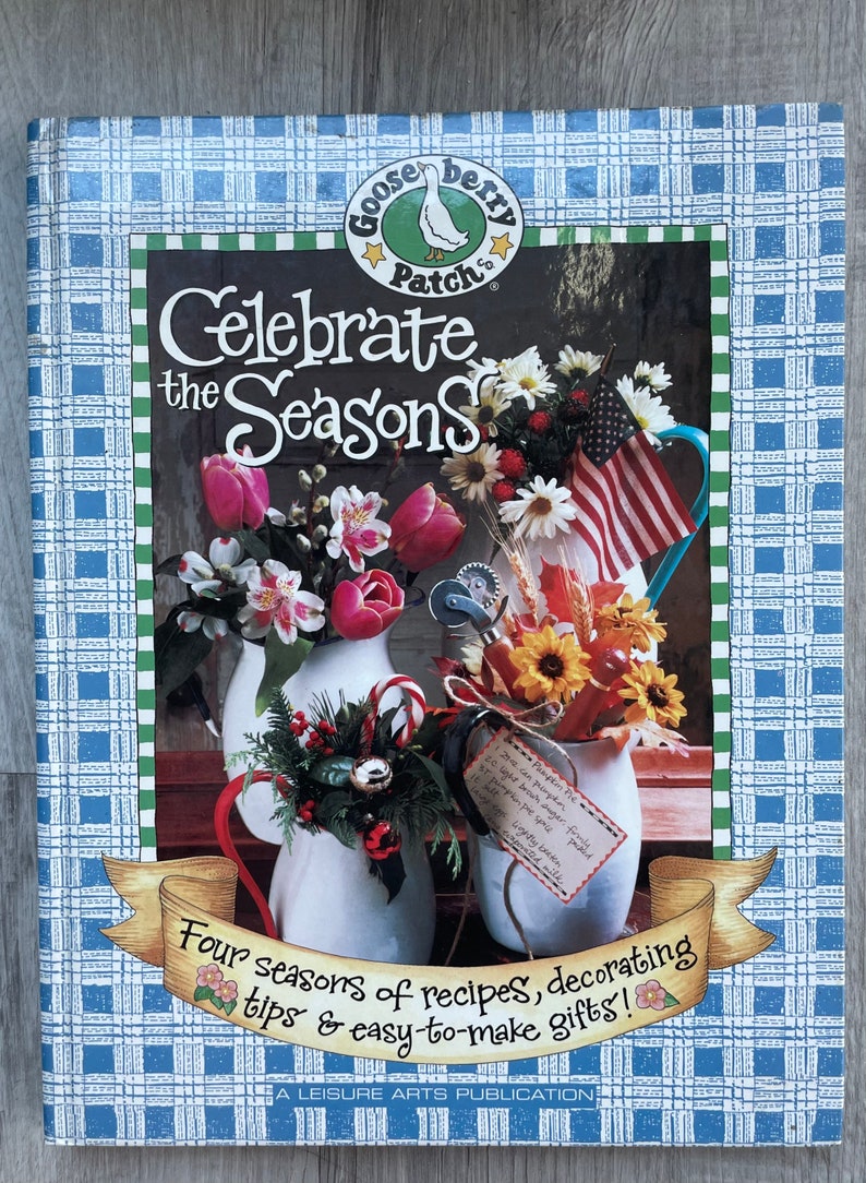 Gooseberry Patch Celebrate the Seasons Craft Book, as is Hardcover