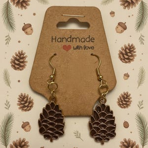 Herbst Ohrringe Bundle - Tannenzapfen, Erntewagen, Kürbis Gewürz Latte, Eule, Eichhörnchen & Honigtopf Ohrringe