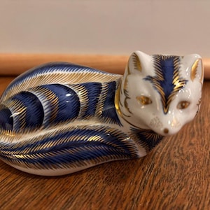  CROWN DERBY 文鎮　置物 Royal Crown Derby Figurine - Etsy