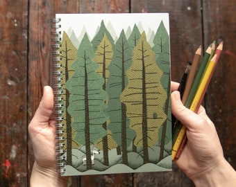 Carnet à spirale Din A5 avec forêt de sapins / bloc-notes Din A5 / carnet de croquis / design suédois / 50 feuilles / 14,8 x 21 cm