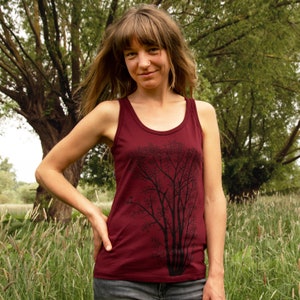 Organic tank top women wine red / Top women / Tank top with plant print in burgundy / Summer clothing for women