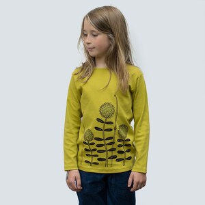 Waldblumen Langarmshirt für Kinder in antique moss aus ökologischer Baumwolle Bild 3