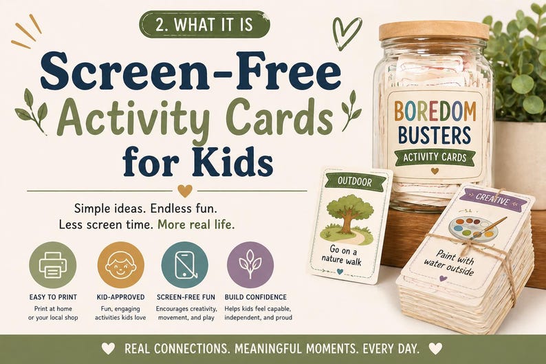 Puede incluir: Un tarro de cristal con tapa de madera lleno de "Boredom Busters Activity Cards", junto a una pila de tarjetas atadas con hilo. Las tarjetas est&aacute;n etiquetadas como "Outdoor" y "Creative". El texto dice "Screen-Free Activity Cards for Kids".