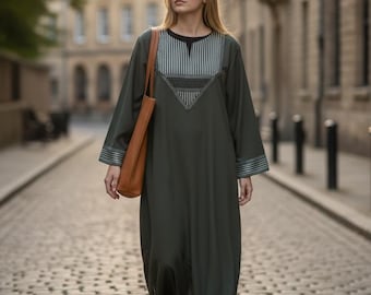 Dark Green Abaya Artizana Style