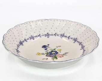 Nikko Blue Peony Suppen-Müslischale mit gewelltem Rand, Vintage Japan Cottagecore Weiß