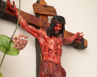 Crucifix de Jésus, sculpture chrétienne originale réaliste peinte à la main