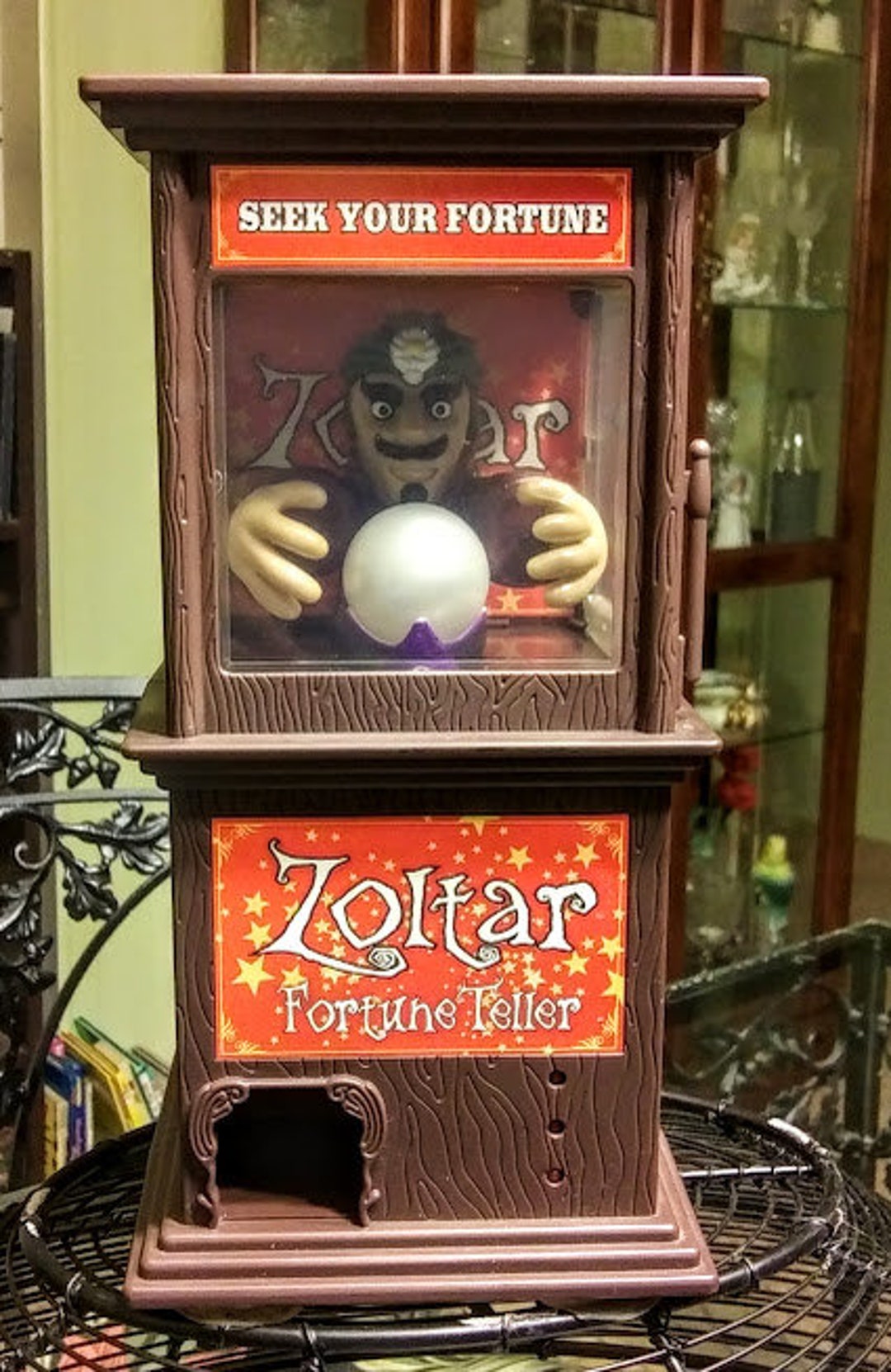 Vintage Zoltar Fortune Teller Machine With Lights Sound and Movement by