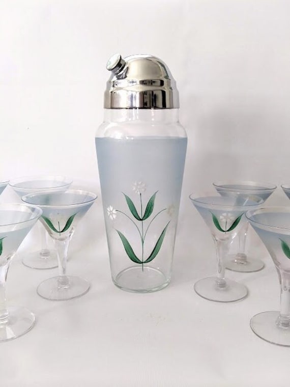 Art Deco Cocktail Shaker Set With 12 Martini Glasses in Blue Frost and  White Enameled Daisies 1940s. 