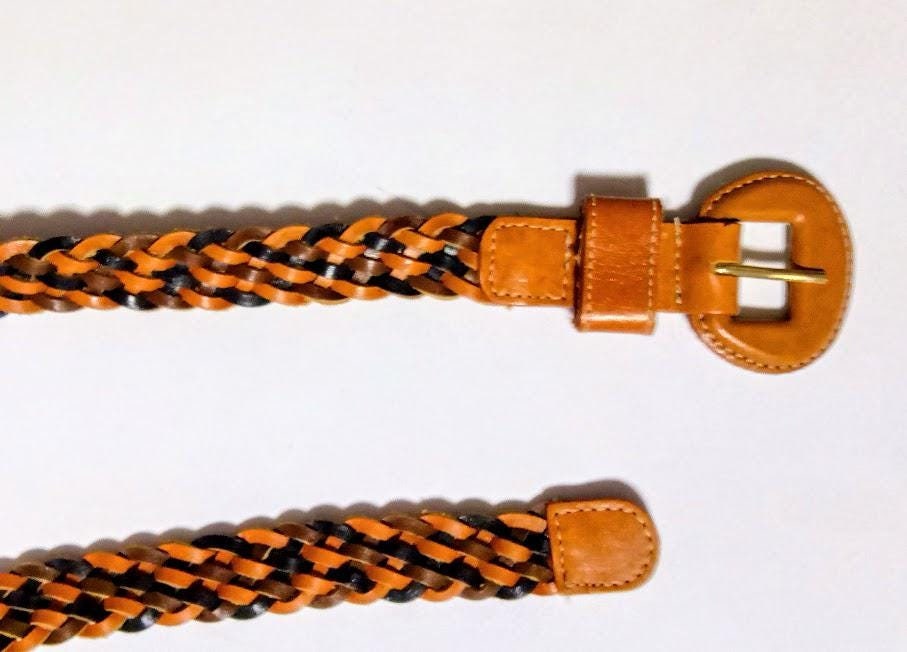 Vintage Ladies Braided Multi- Colored Leather Belt 1413x  display picture 3