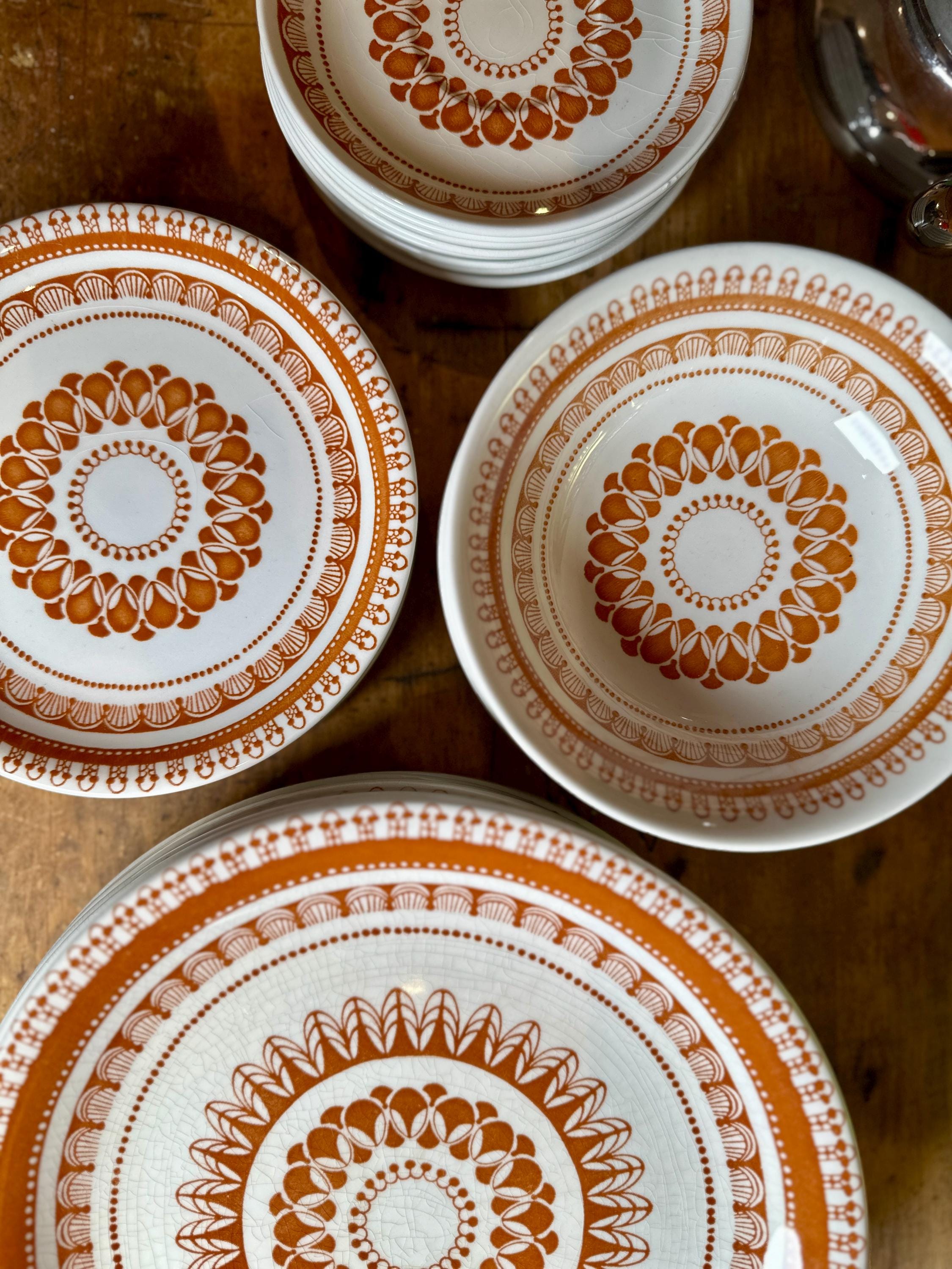 Vintage Wood & Sons Sierra Ironstone Dinnerware - Burnt Orange