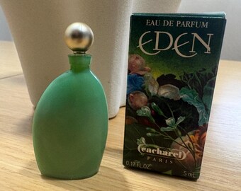 Vintage Cacharel Éden Mini Perfume 5ml – Unique Green Floral Fragrance – Collectible Miniature