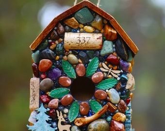 Green Mosaic Birdhouse with Natural Wood Slices and Colorful Stones, Outdoor Birdhouse, Rustic, Stone birdhouse, Green Birdhouse, Garden Art