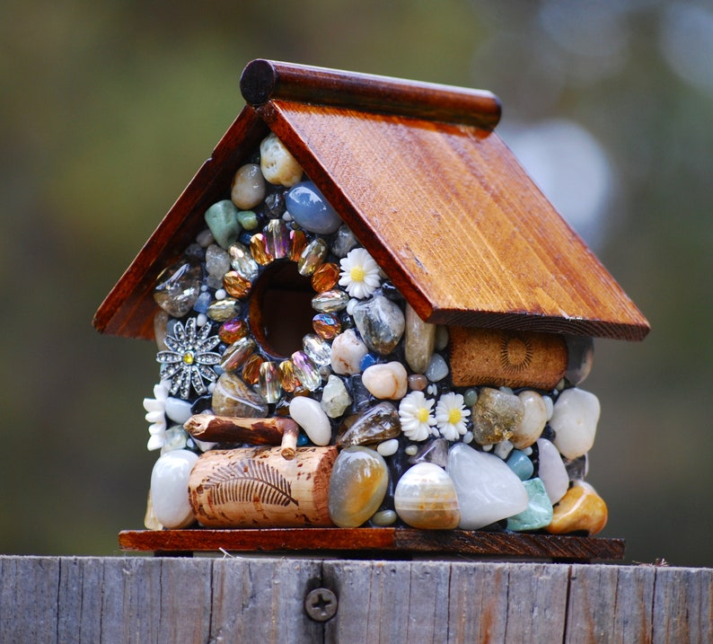 Daisy Mosaic Birdhouse with Colorful Stones and Wine Corks. Cute Garden Decoration and a perfect Christmas Gift for a special someone image 2