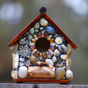 Daisy Mosaic Birdhouse with Colorful Stones and Wine Corks. Cute Garden Decoration and a perfect Christmas Gift for a special someone image 1