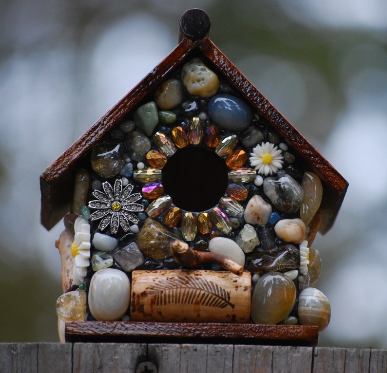 Daisy Mosaic Birdhouse with Colorful Stones and Wine Corks. Cute Garden Decoration and a perfect Christmas Gift for a special someone image 10