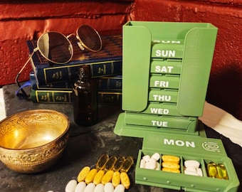 Pill Organizer 7 Day, Weekly Pill Box with 7 Removable Pods, 4 Doses a Day | Travel Pill Case, Easy Open, Made in UK