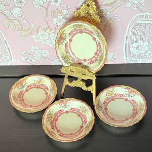 Juego de cuatro cuencos para fruta o postre, Rosenthal Marquise Ivory, porcelana bávara de la década de 1920.