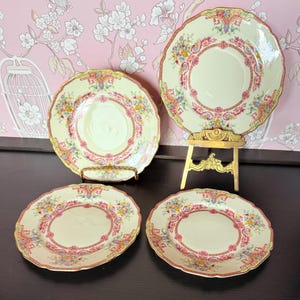 Juego de cuatro platos de ensalada, Rosenthal Marquise Ivory, porcelana bávara de la década de 1920