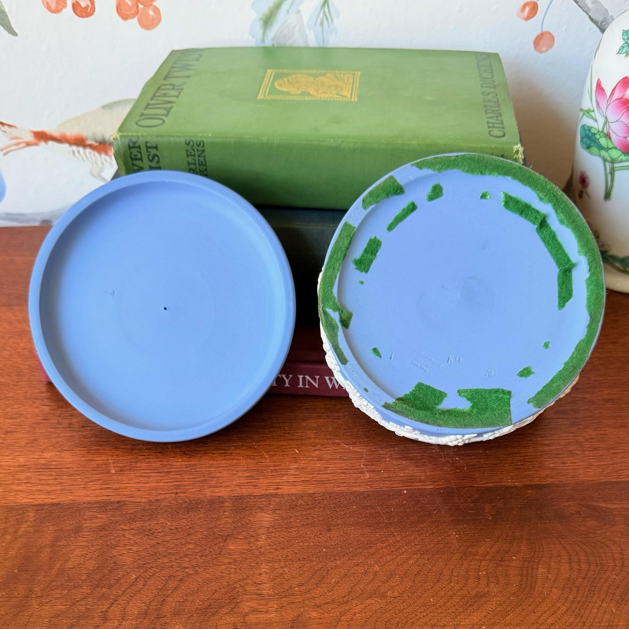 ウェッジウッド ジャスパーウェア 蓋付きボックス クラシックブルー