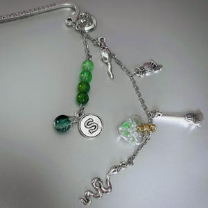 Harry Potter-Hogwarts House - Custom Metal Bookmark | Phone Charm | Kindle USB-C Plug