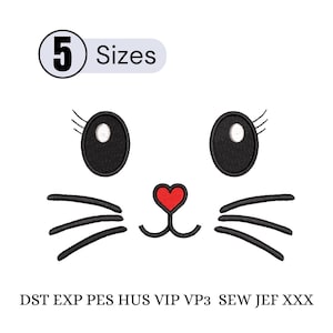 Könnte beinhalten: Ein Cartoon-Katzen-Gesicht-Design auf weißem Hintergrund. Das Katzengesicht hat schwarze ovale Augen mit weißen Highlights, schwarze Schnurrhaare und eine rote herzförmige Nase. Der Text "5 Größen" befindet sich über dem Katzengesicht. Darunter die Dateitypen: DST EXP PES HUS VIP VP3 SEW JEF XXX.