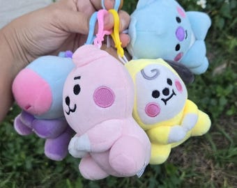 Peluche Bias, llavero de K-pop, JK, peluche de corazón de grupo de chicos, pin esmaltado, peluche de K-pop, llavero, banda de chicos coreana, regalo de K-pop, regalo de novia