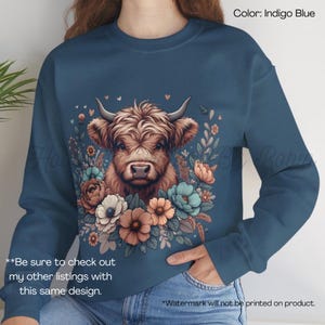 Highland Cow Floral Crewneck Sweatshirt, Farmhouse Sweater, Country Jumper, Animal Lover Shirt, Plus Size Pullover, Christmas Present, Xmas