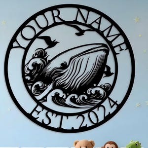 Letrero metálico personalizado con nombre, arte mural de ballenas y animales marinos, decoración personalizada de vida marina para la sala de estar.