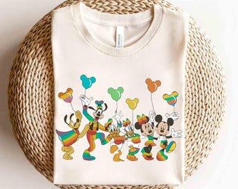 Micky Maus und Freunde mit Ballon Pride Month 2025 LGBT Shirt, Disneyland Reise Familienurlaub Geschenk, Disney Gay DaysOrlando Regenbogenfarbe