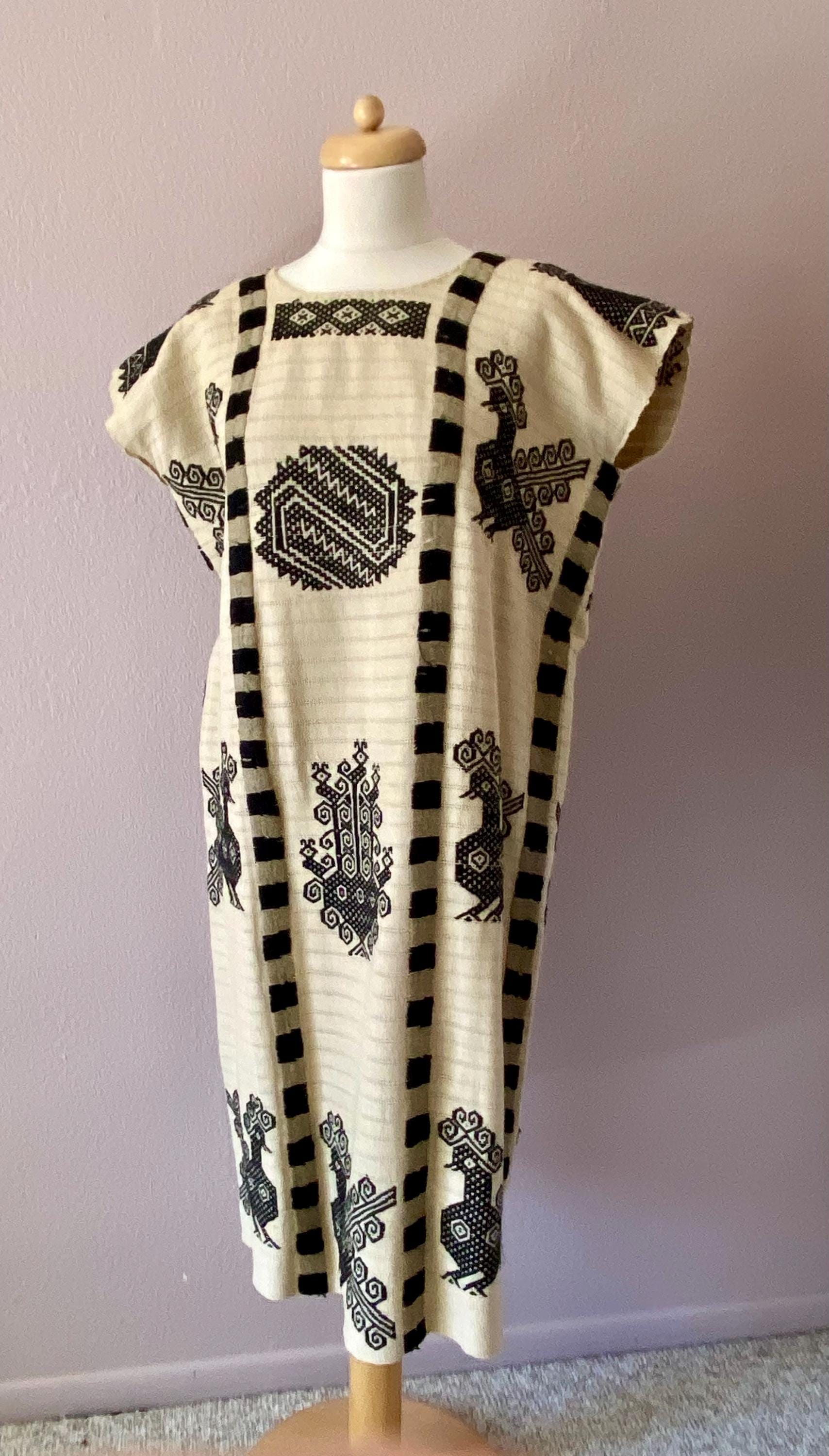 Oaxaca Huipil dress handwoven Traditional San Lucas Ojitlan - La Chinantla - beige & Black - Symbols 22 1/2" x 41 1/2"long - Free shipping