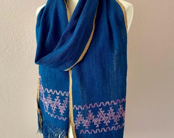 Costa Oaxaca Indigo handwoven scarf - Rare snail dye Tixinda - Coyuchi border Elegant and versatile sash Pinotepa don Luis 9 1/4"wide x 84"L